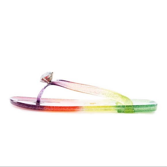 Liliana Jelli Diamond Flip Flops - Picture 4 of 6